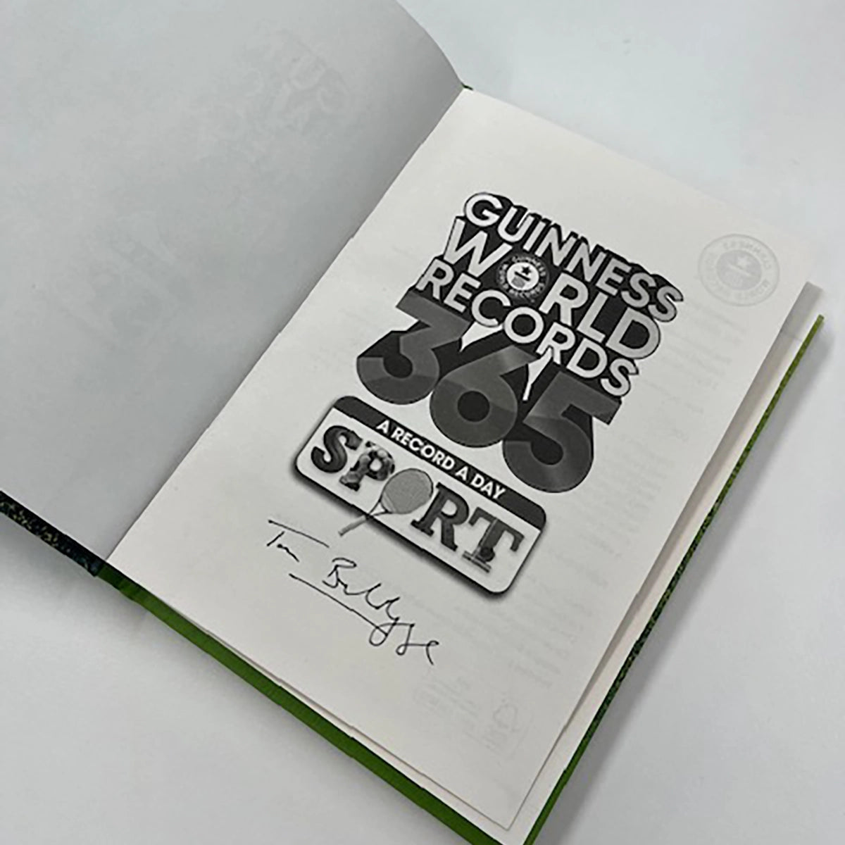 Guinness World Records 365 Sport Signed Edition Book
